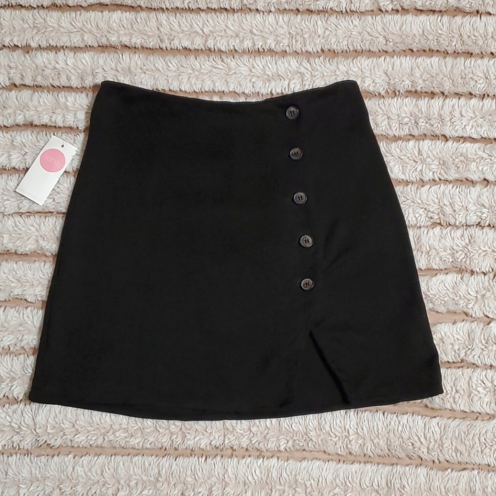 Suede Skirt 🖤